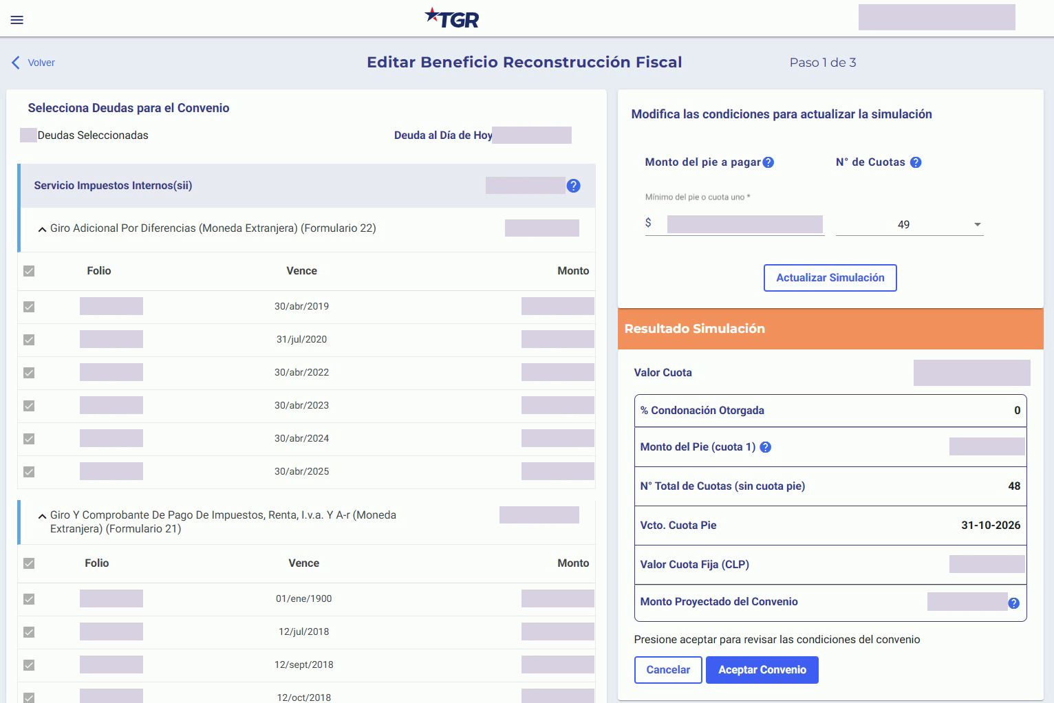 Editar Beneficio Reconstrucción Fiscal, paso 1 de 3, con la lista de deudas por formulario y su vencimiento, y el panel de simulación; nombre, folios y montos ocultos